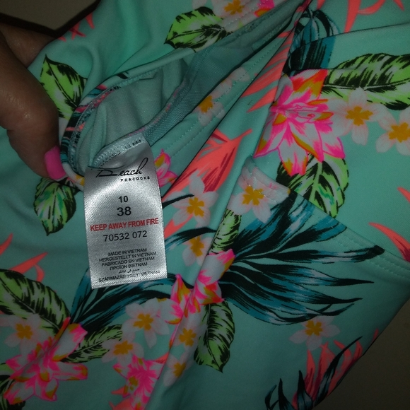 Women's Floral One Piece Tank Swimsuit Size 10 NWOT - Picture 4 of 4